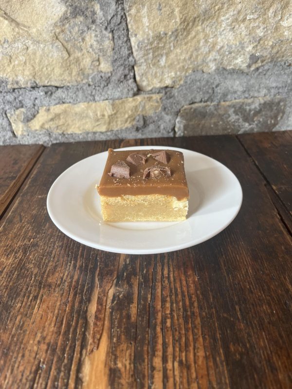 blondie caramel munchies